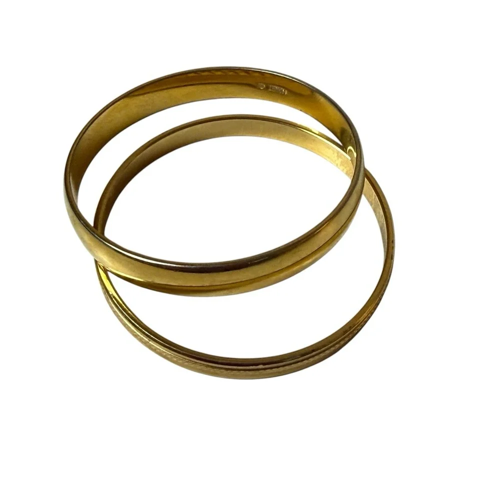 Monet gold tone